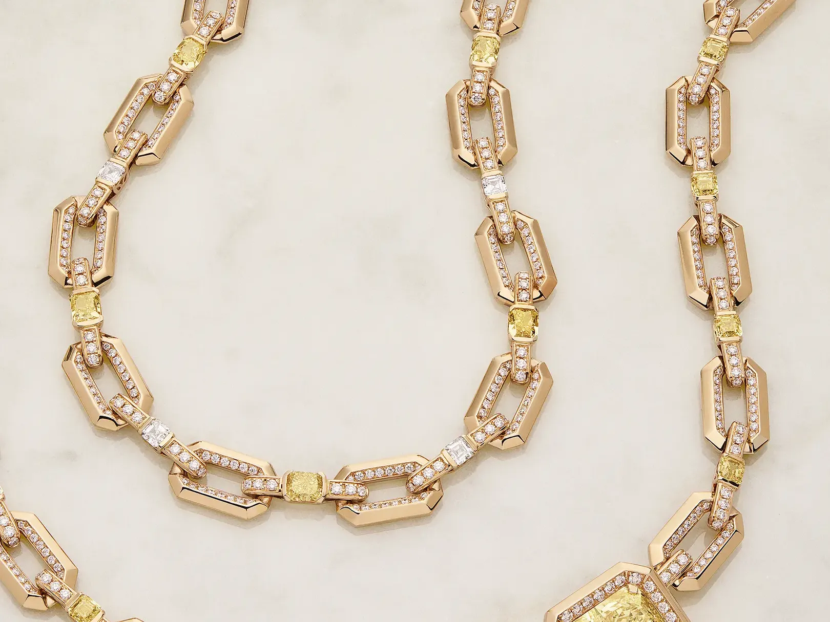 High Jewelry Photography – Gold and Yellow Fancy Diamond