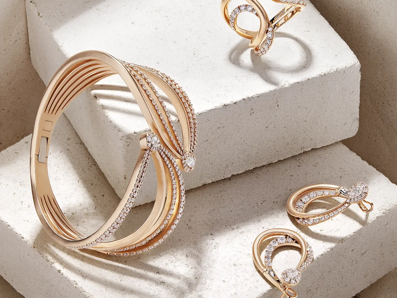 Ferrante jewelry photographer studio in Rome
