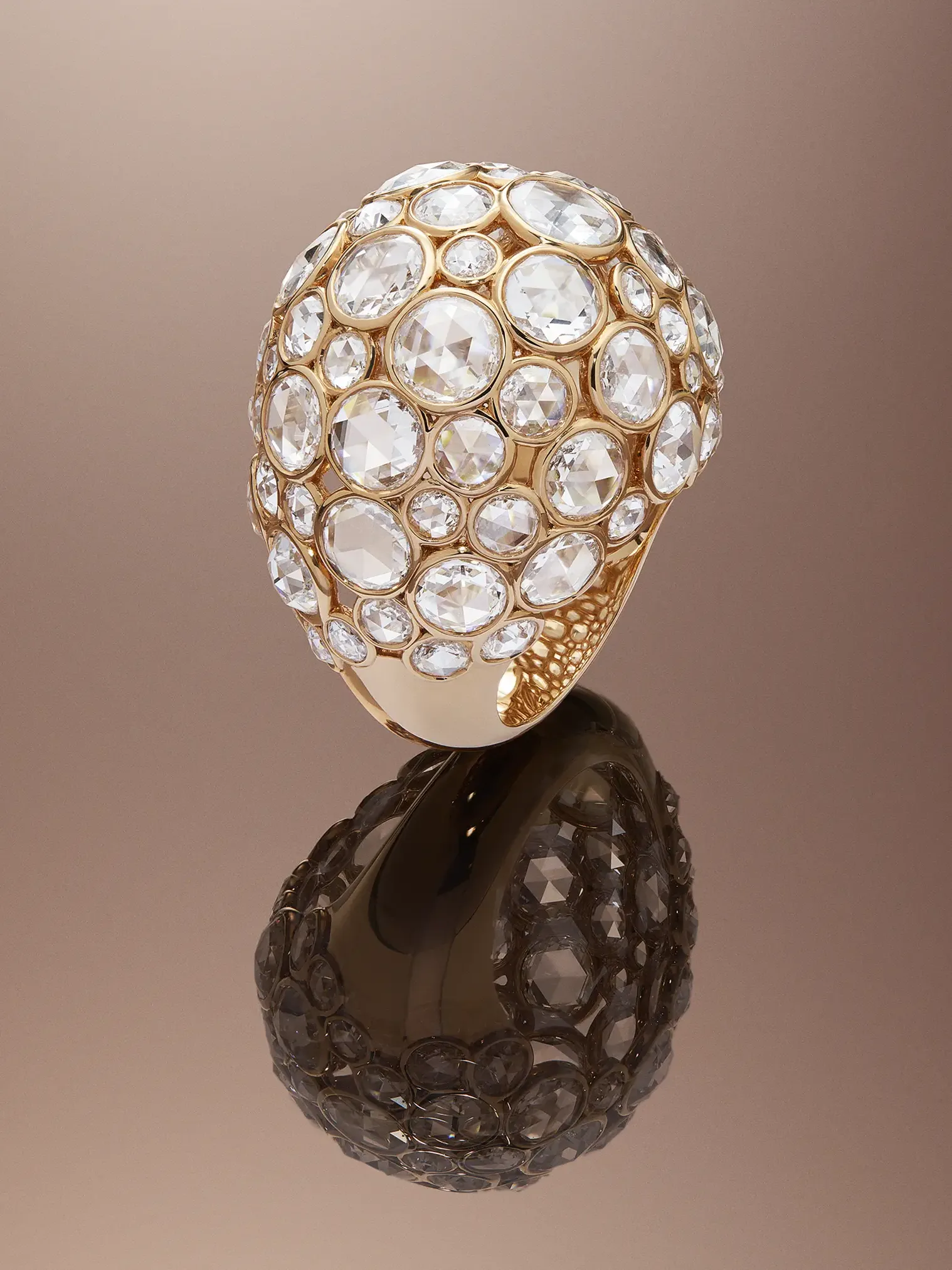 Ferrante jewelry photographer studio in Rome