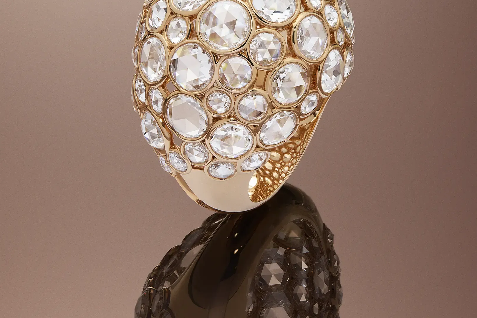 Ferrante jewelry photographer studio in Rome